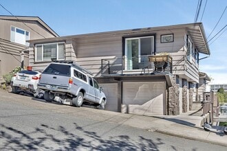 Building Photo - 1 Bed 1 Bath in Prime NW District!