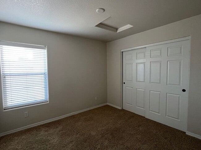 Building Photo - 3 Bedroom - 2 Bath Home