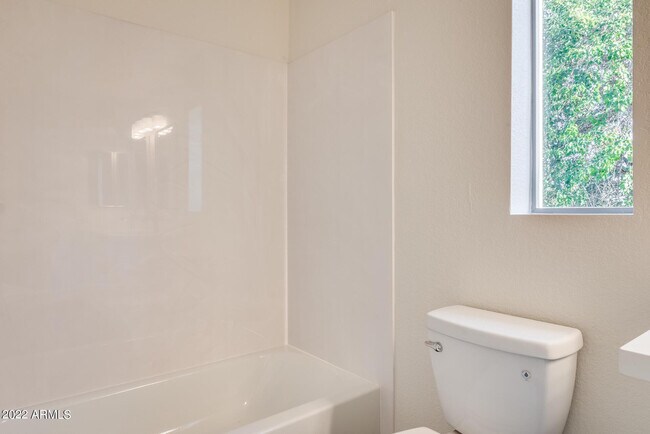 Building Photo - 8337 W Hughes Dr