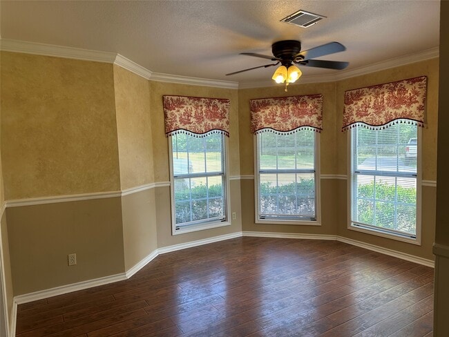 Building Photo - 33615 Dobbin-Huffsmith Rd