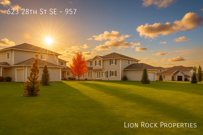 Building Photo - 623 28th St SE