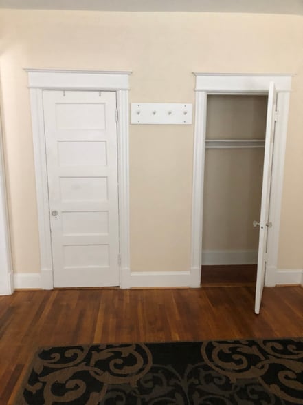 Building Photo - 1315 Park Rd NW