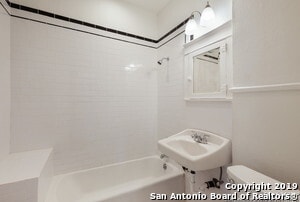 Building Photo - 6 French Ct