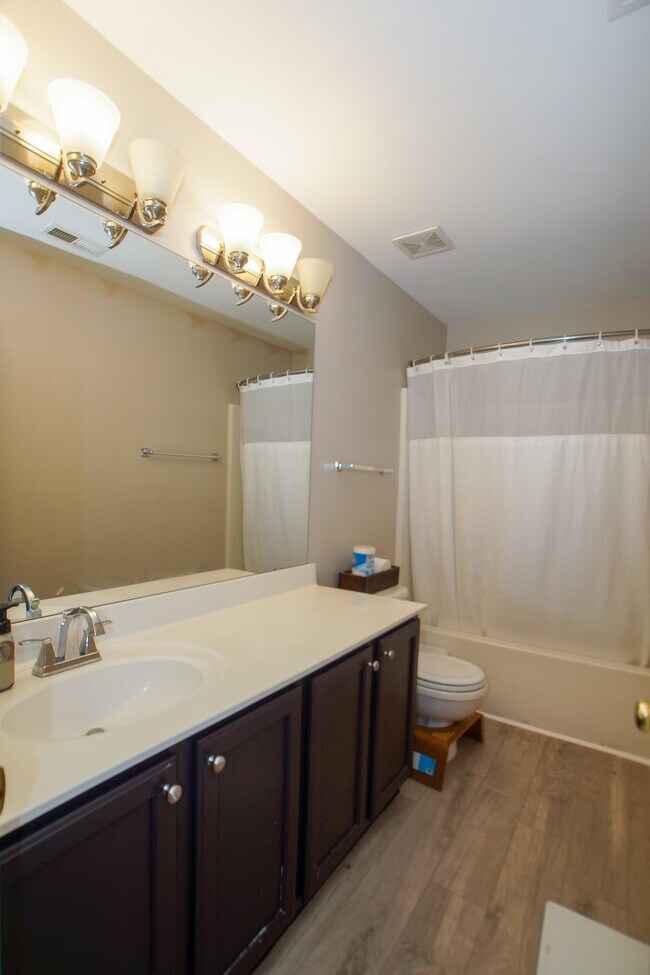 Building Photo - 314 Capistrane Dr
