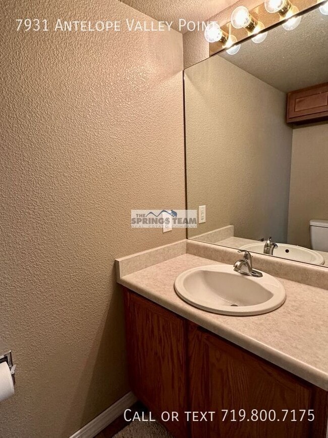 Building Photo - 7931 Antelope Valley Point