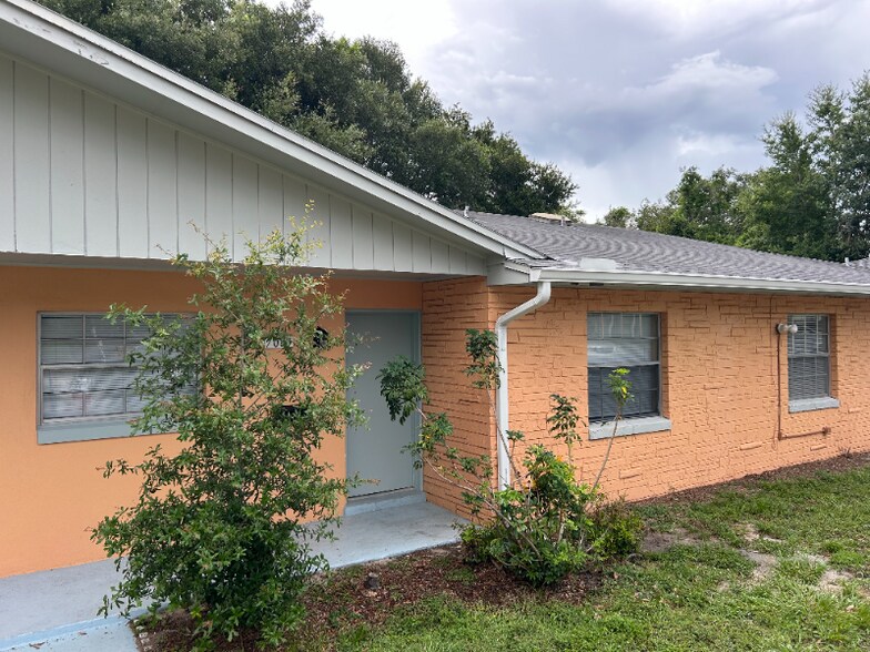 Building Photo - 7089 Balboa Dr