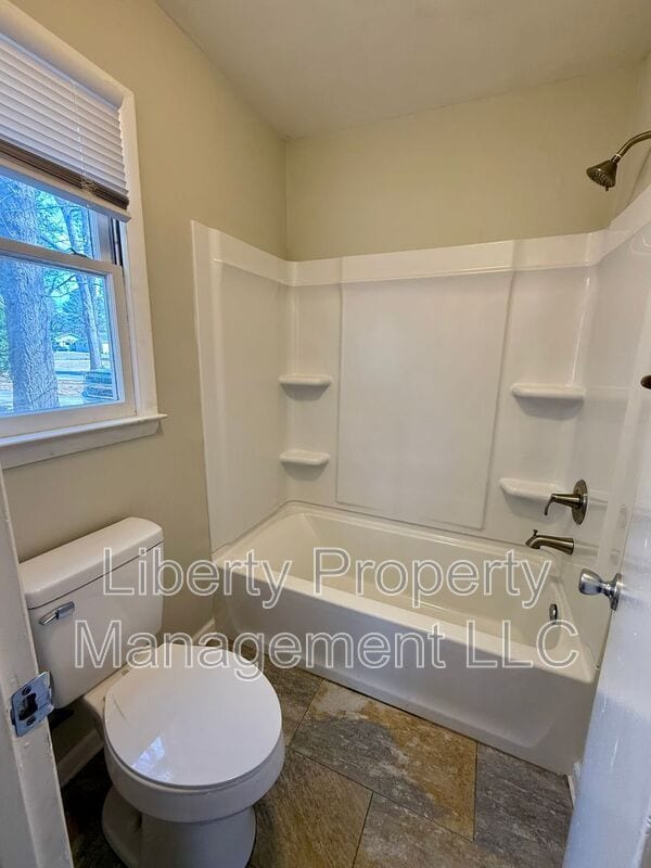 Building Photo - 6512 Sudbury Dr