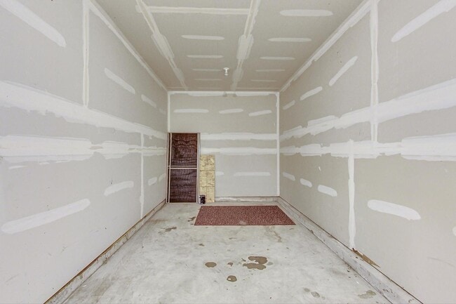 Building Photo - 2951 Old Glory Dr