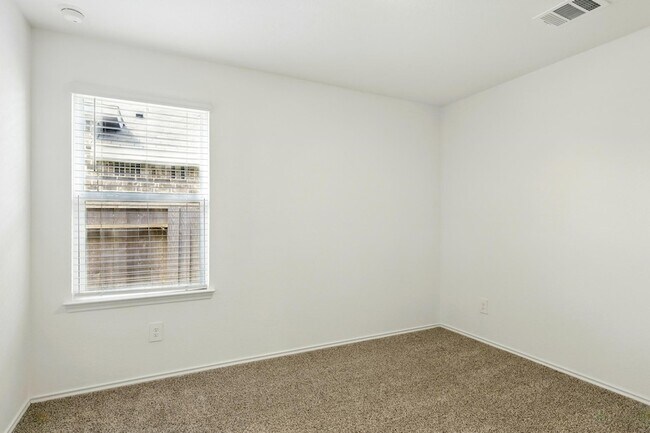 Building Photo - 40518 Crisp Beech St