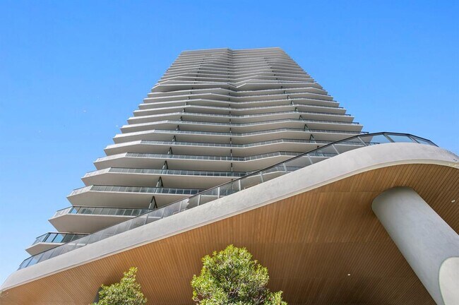 Building Photo - 3015 S Ysabella Ave