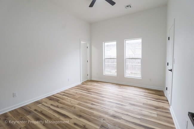 Building Photo - 4 Bed 2 Bath - Brand New Renovation in Skiatook