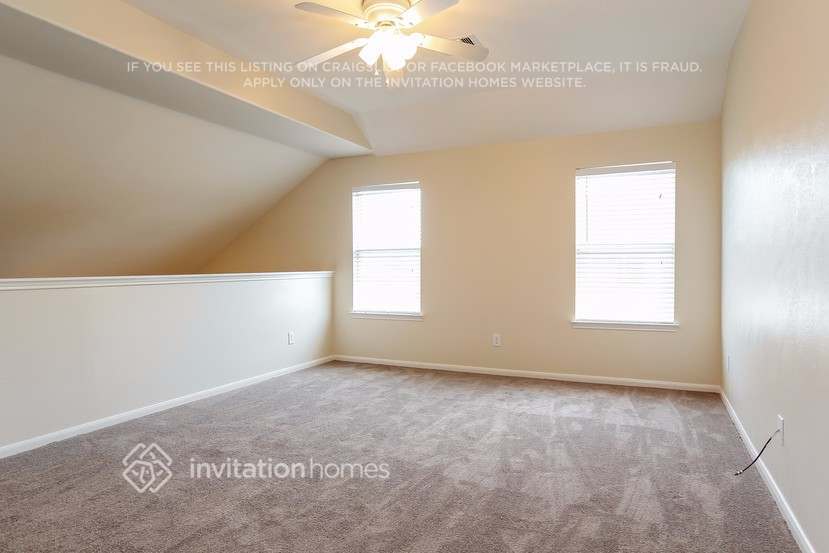 Building Photo - 19026 Telford Way