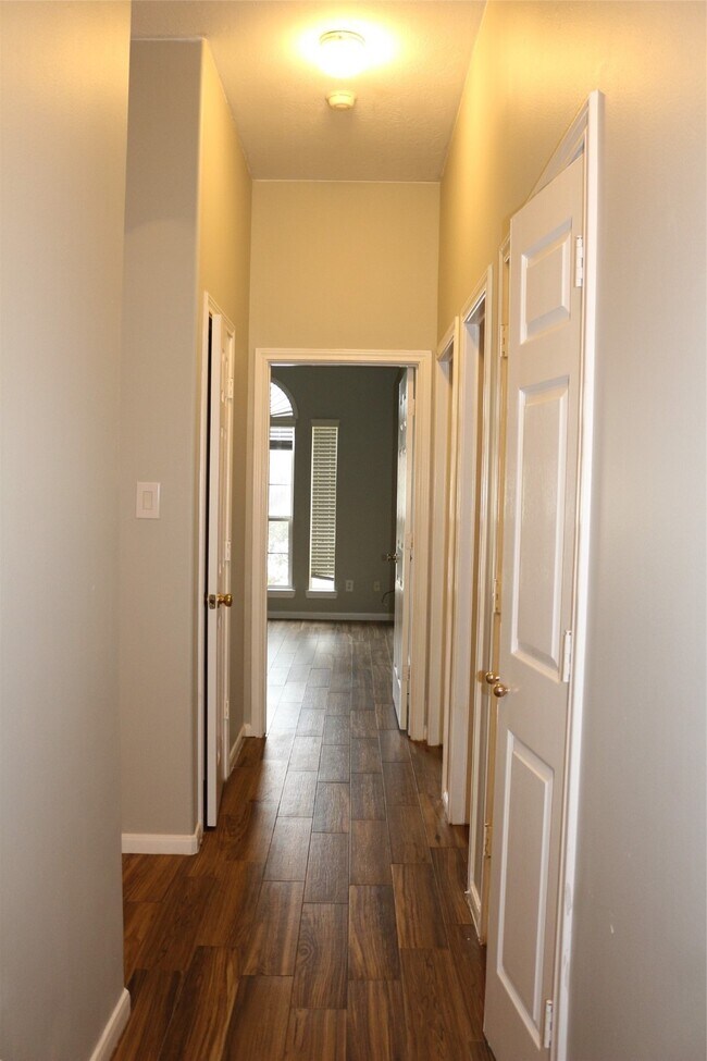 Building Photo - 11118 Creekline Meadow Ct