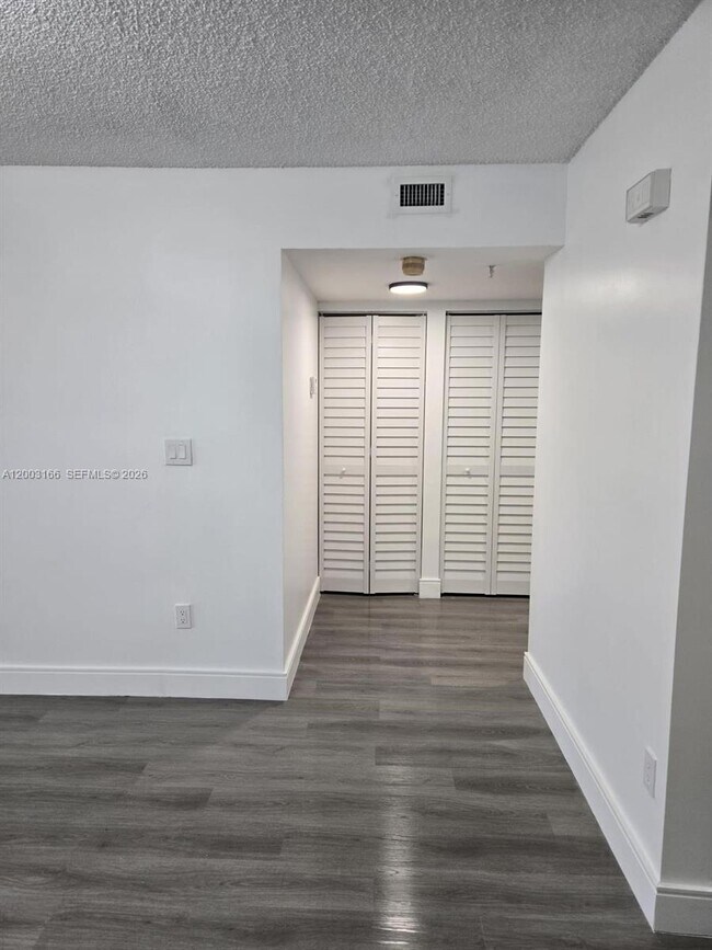 Building Photo - 20840 San Simeon Way