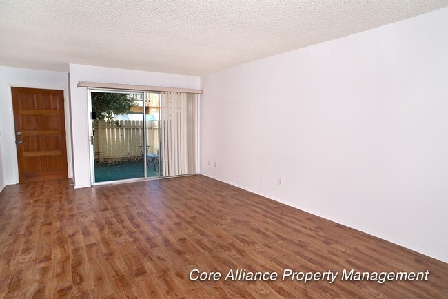 Primary Photo - 8020 Canby Ave