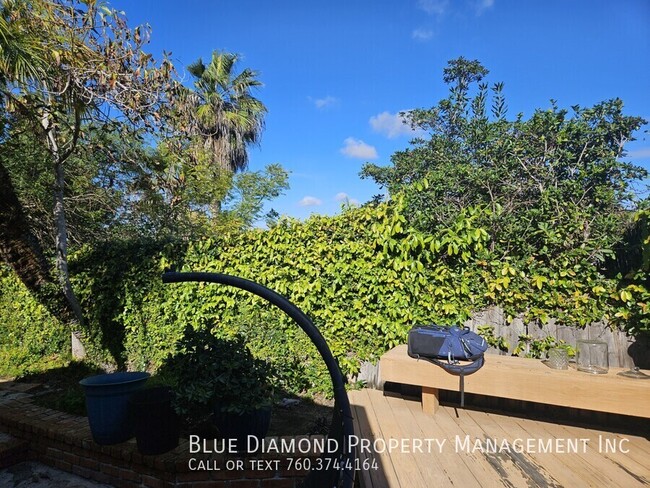 Building Photo - 1710 Shadow Mountain Dr