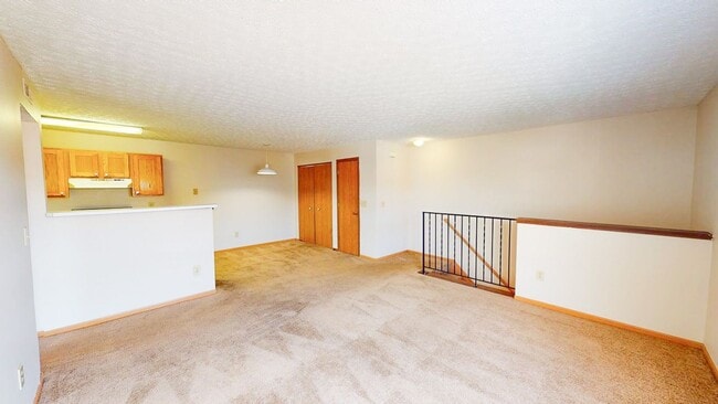 Building Photo - 5498 Cedar Springs