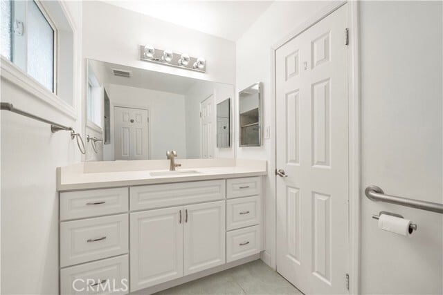 Building Photo - 912 Hl