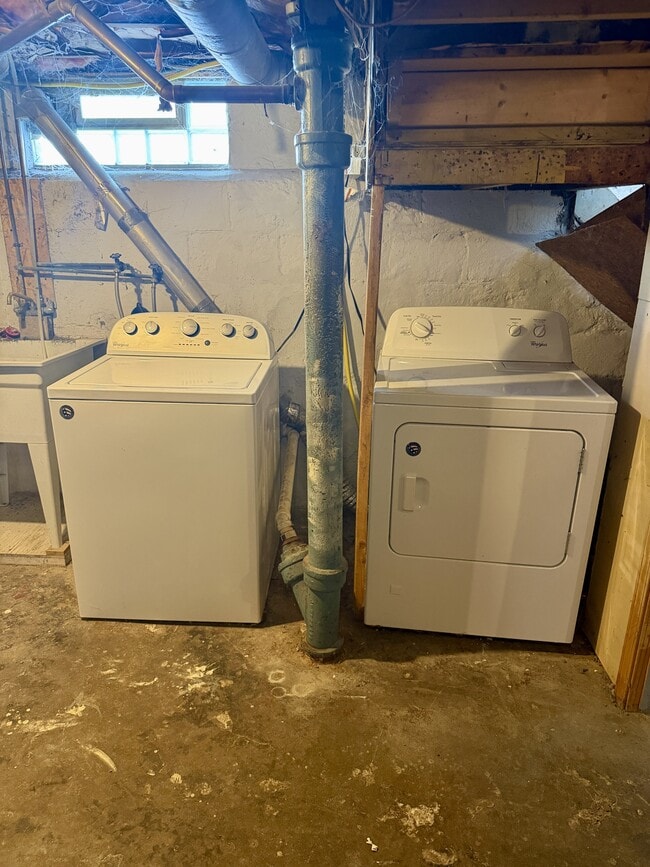 Building Photo - 41 Mildorf St