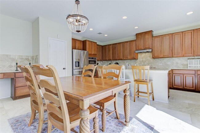 Building Photo - 920 Autumn Sage Way