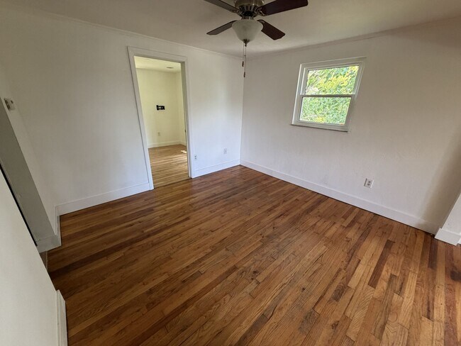 Building Photo - Price drop!  4 bedroom home now Available for Rent in Peters!