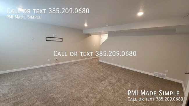 Building Photo - 328 Grassland Dr