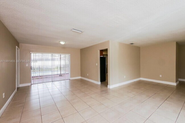 Building Photo - 8469 Windsor Dr