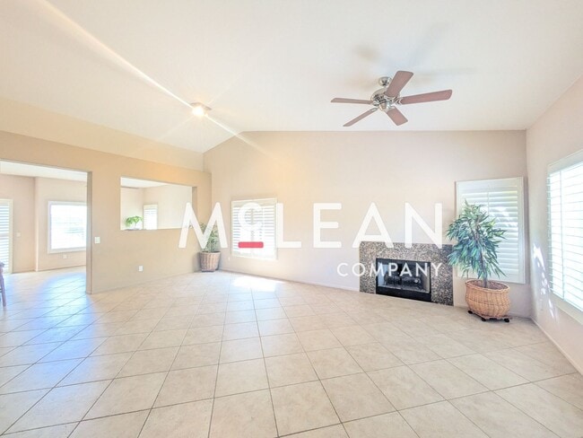 Primary Photo - Stunning 3 Bedroom Home with Private Pool ...