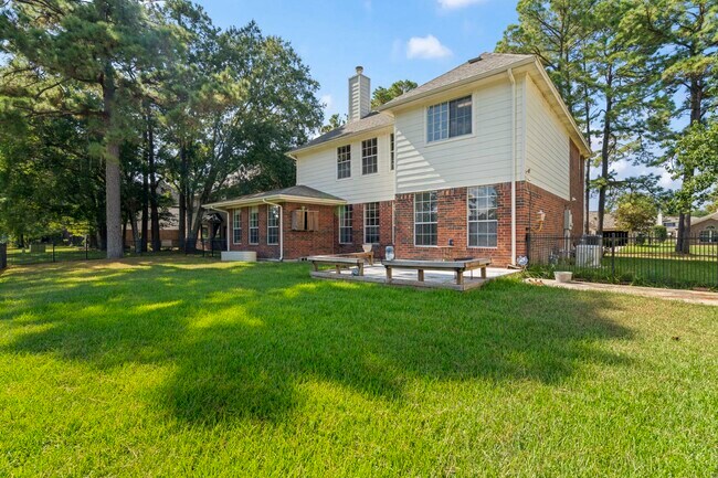 Building Photo - 8518 Malardcrest Dr
