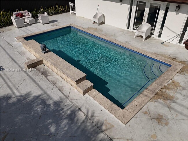 Building Photo - 7780 SW 28th St