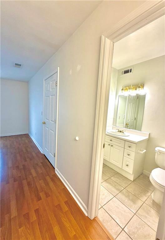 Building Photo - 3595 Woodbriar Cir