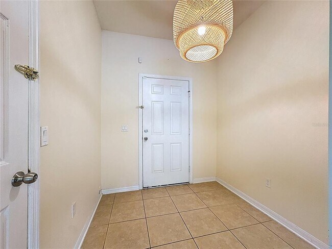Building Photo - 2554 Tanner Terrace