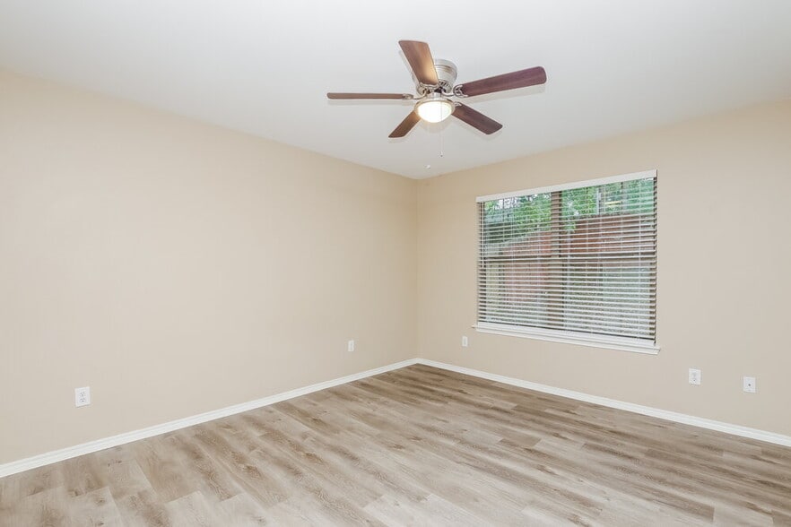 Building Photo - 13710 Merseyside Dr