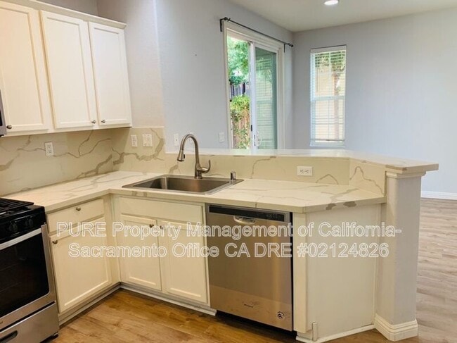 Building Photo - 140 Vento Ct