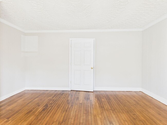 Building Photo - 3600 Pilots Ln