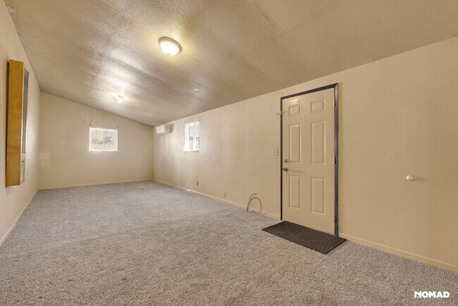 Building Photo - Charming 3BR House in Walnut Grove