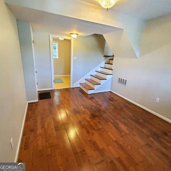 Building Photo - 609 Bonnie Dell Dr