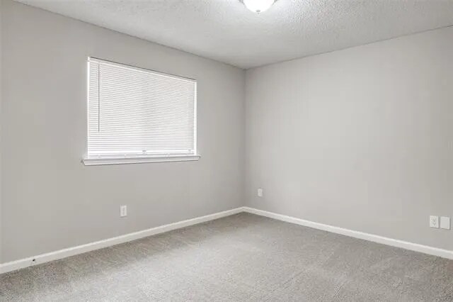 Building Photo - 1819 Nest Pl