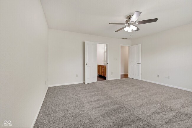 Building Photo - 6626 Crossbridge Dr