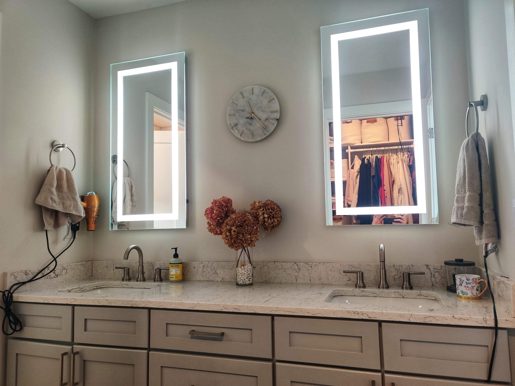 Building Photo - 635 Fairview Ave NE