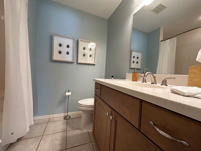 Building Photo - 829 Reef Point Cir
