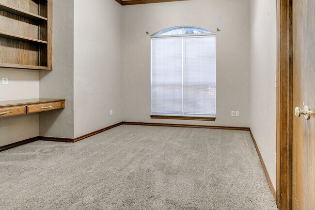 Building Photo - 3520 SW 127th St