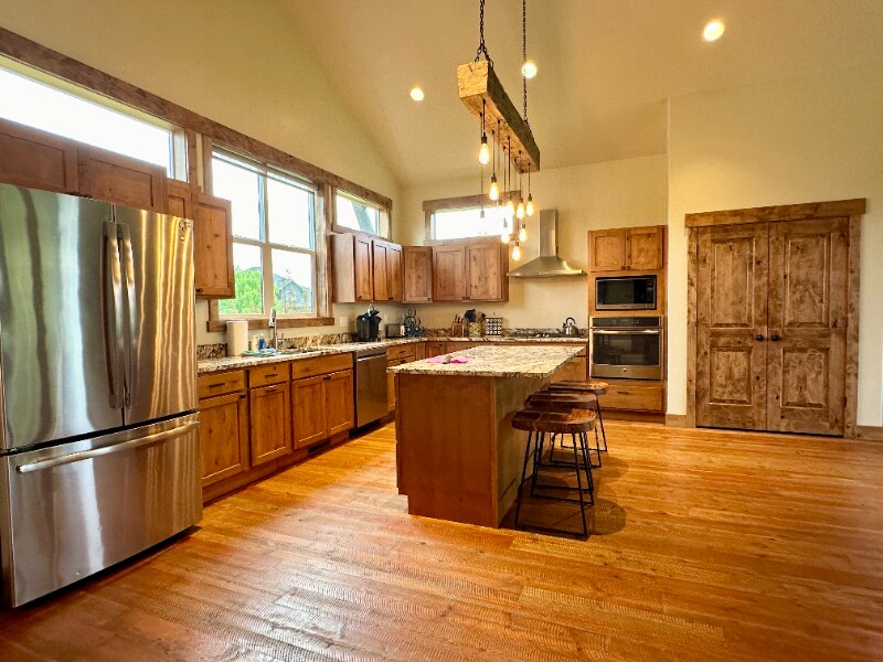 Building Photo - 3071 River Lakes Dr