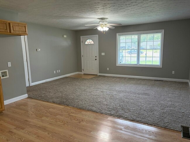 Building Photo - 117-119 Valley Forge Court, Unit 119