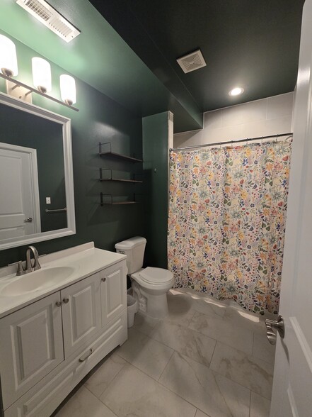 Bathroom - 4936 Nannie Helen Burroughs Ave NE
