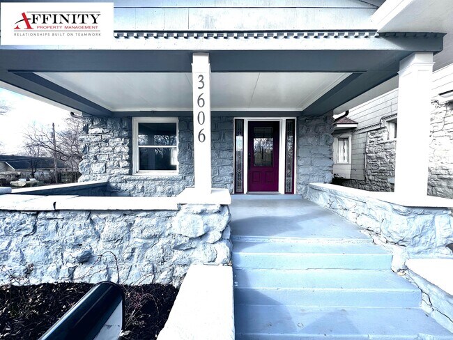 Building Photo - 3606 S Benton Ave