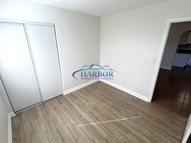 Building Photo - 1043-1043 W 253rd St