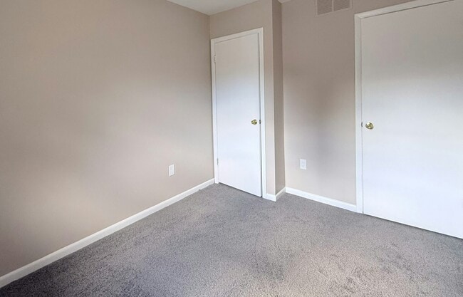 Building Photo - 9242 Woodcreek Ct