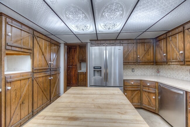 Building Photo - 24322 S Beulah Cove