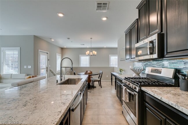 Building Photo - 545 Teovani St